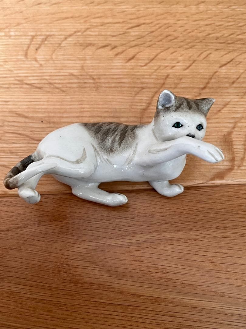 ねこ　置物　スペイン