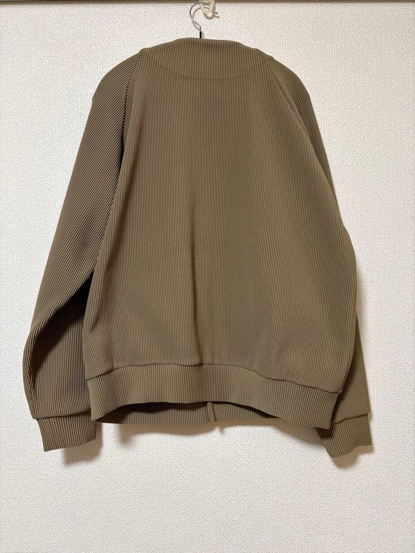 トップス GRADATION PLEATS CARDIGAN