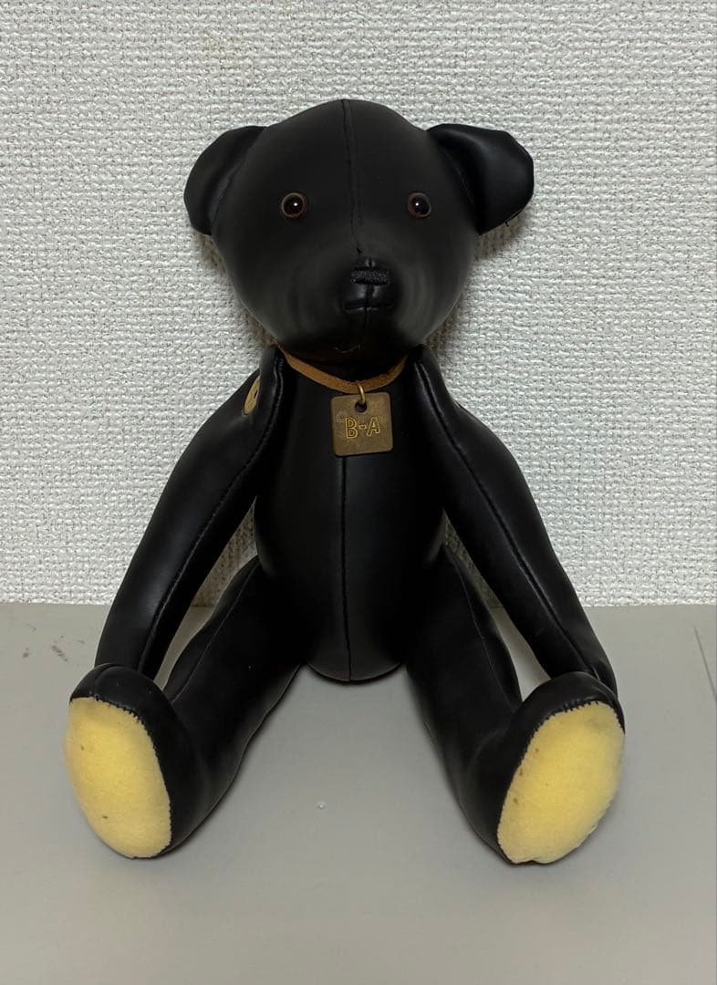 テディベア　ブラック　レザー風