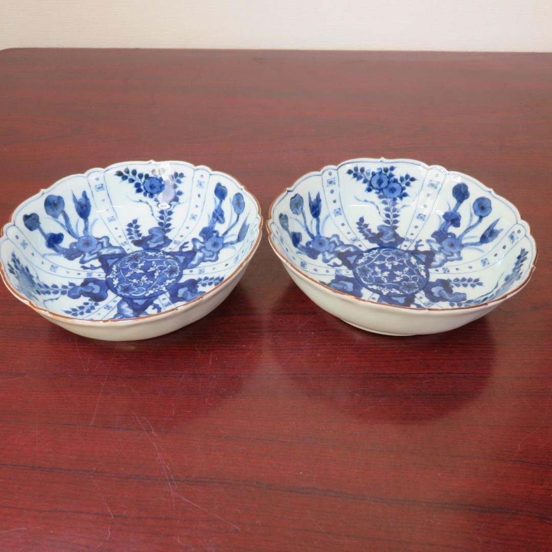 染付 なます皿 2ケ 芙蓉手 明治 花文様 輪花 花弁 唐花草 歪み