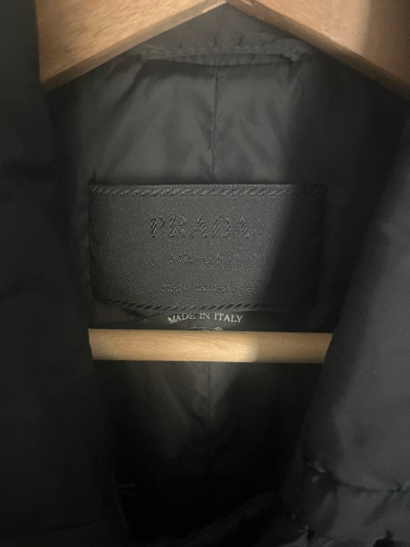 PRADA 中綿入り ナイロンコート イタリア製