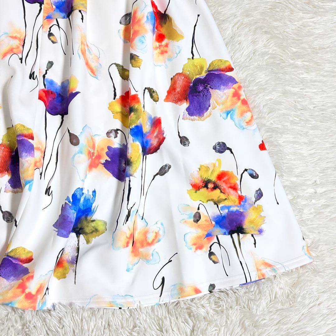 新品⭐️3.1万 ヴィヴィアンタム 水彩画 スカート 花柄 40 白 フレア 希少