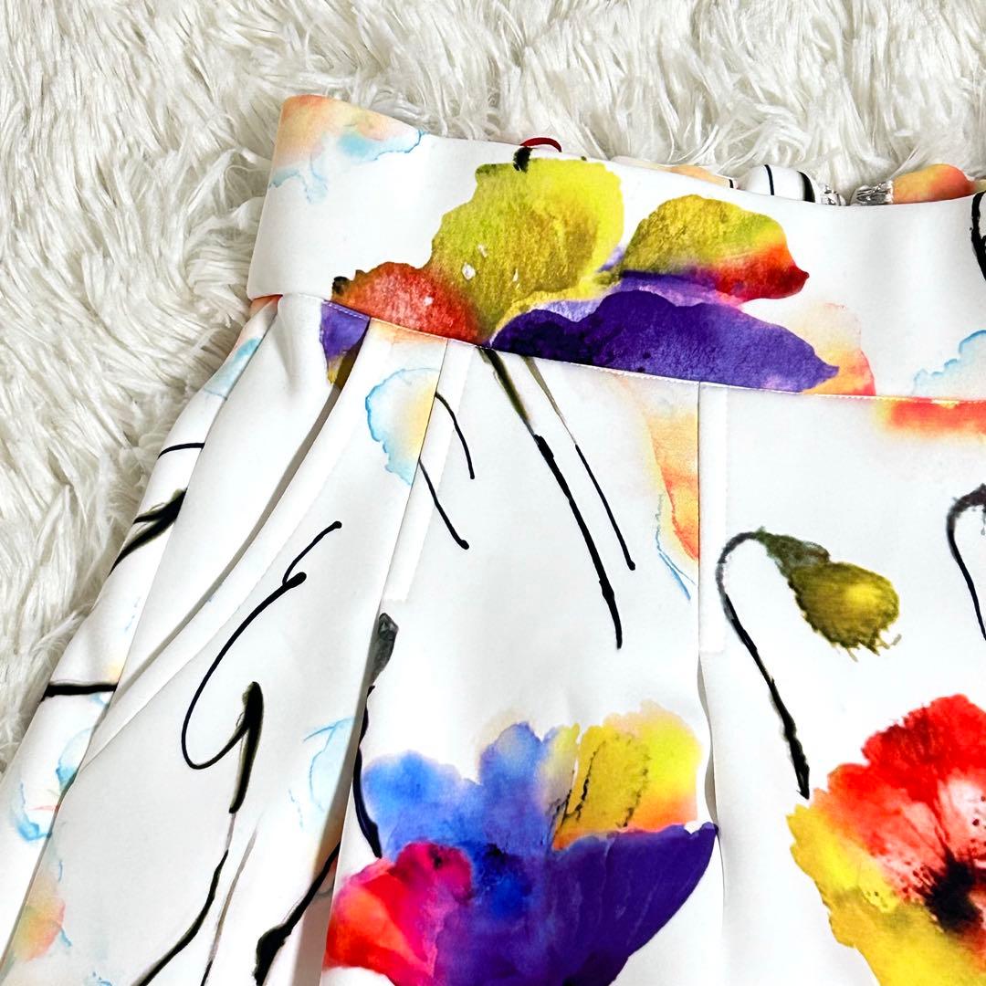 新品⭐️3.1万 ヴィヴィアンタム 水彩画 スカート 花柄 40 白 フレア 希少