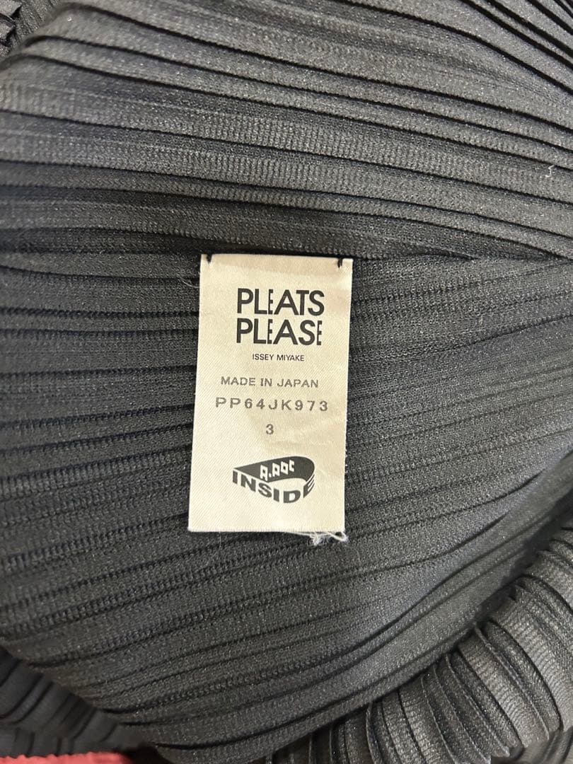 ⭐️3日間限定価格⭐️プリーツプリーズa-pocサークルトップス黒未着用極美品⭐️