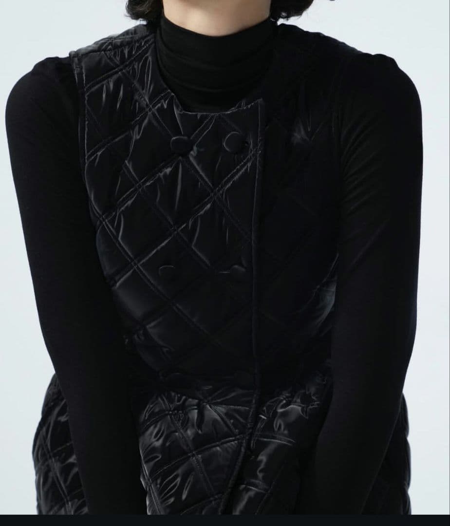 ボーダーズアットバルコニー ペプラムキルティングベスト