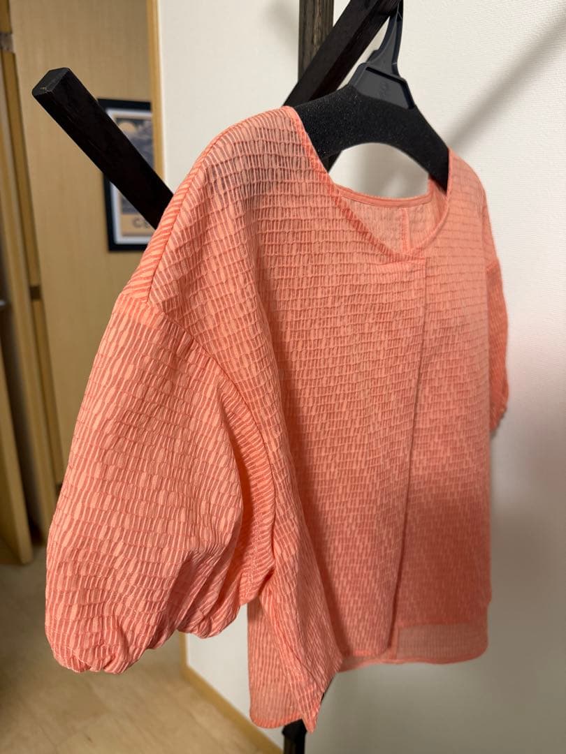 パフスリーブ ブラウス　ルーニー　lounie