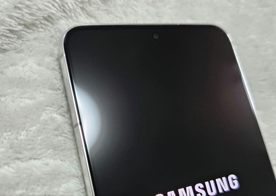 極美品　Galaxy　S22 SC-51C ホワイト　DOCOMO