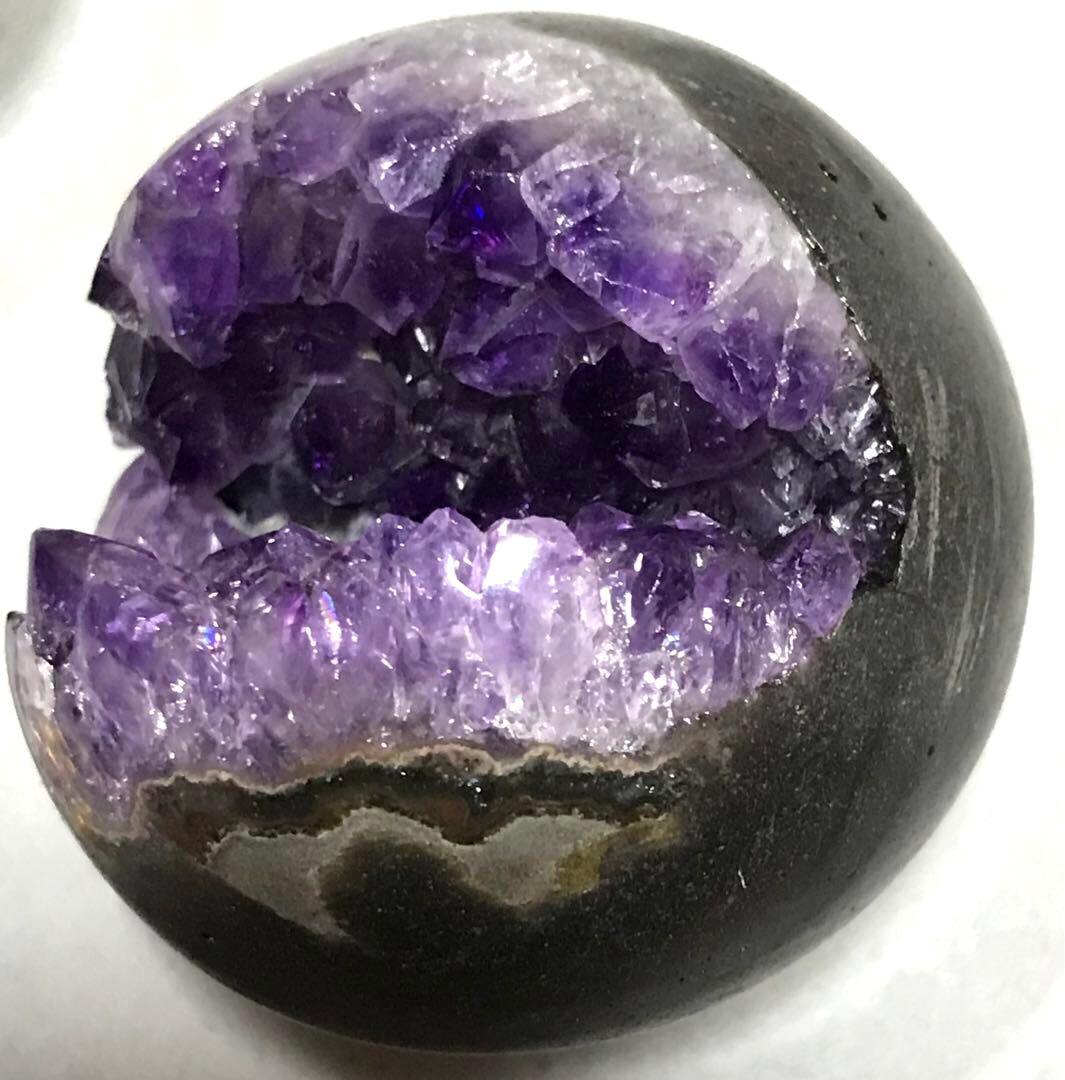 美品　ウルグアイ産　アメジスト　笑口　ドーム　約５８mm