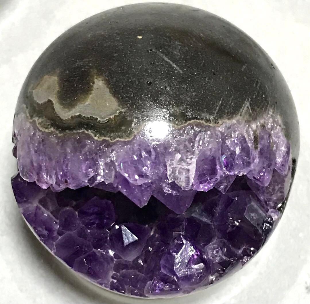 美品　ウルグアイ産　アメジスト　笑口　ドーム　約５８mm