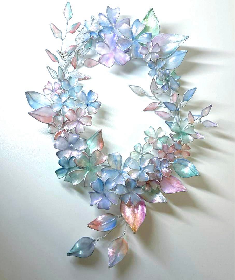 大きなオーロラフラワーリース　ワイヤークラフト　ディップアート　壁飾り　アート