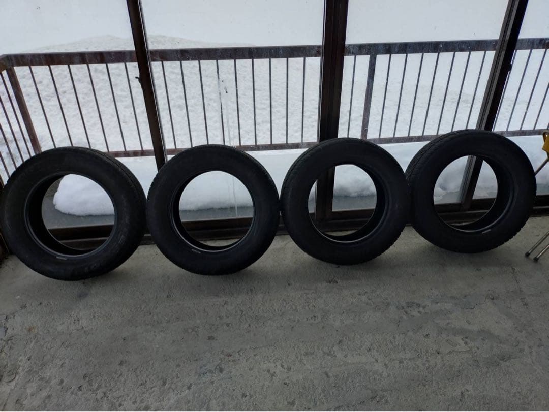 ATR SPORT　タイヤ　スタッドレス　195/65R15　中古　15インチ