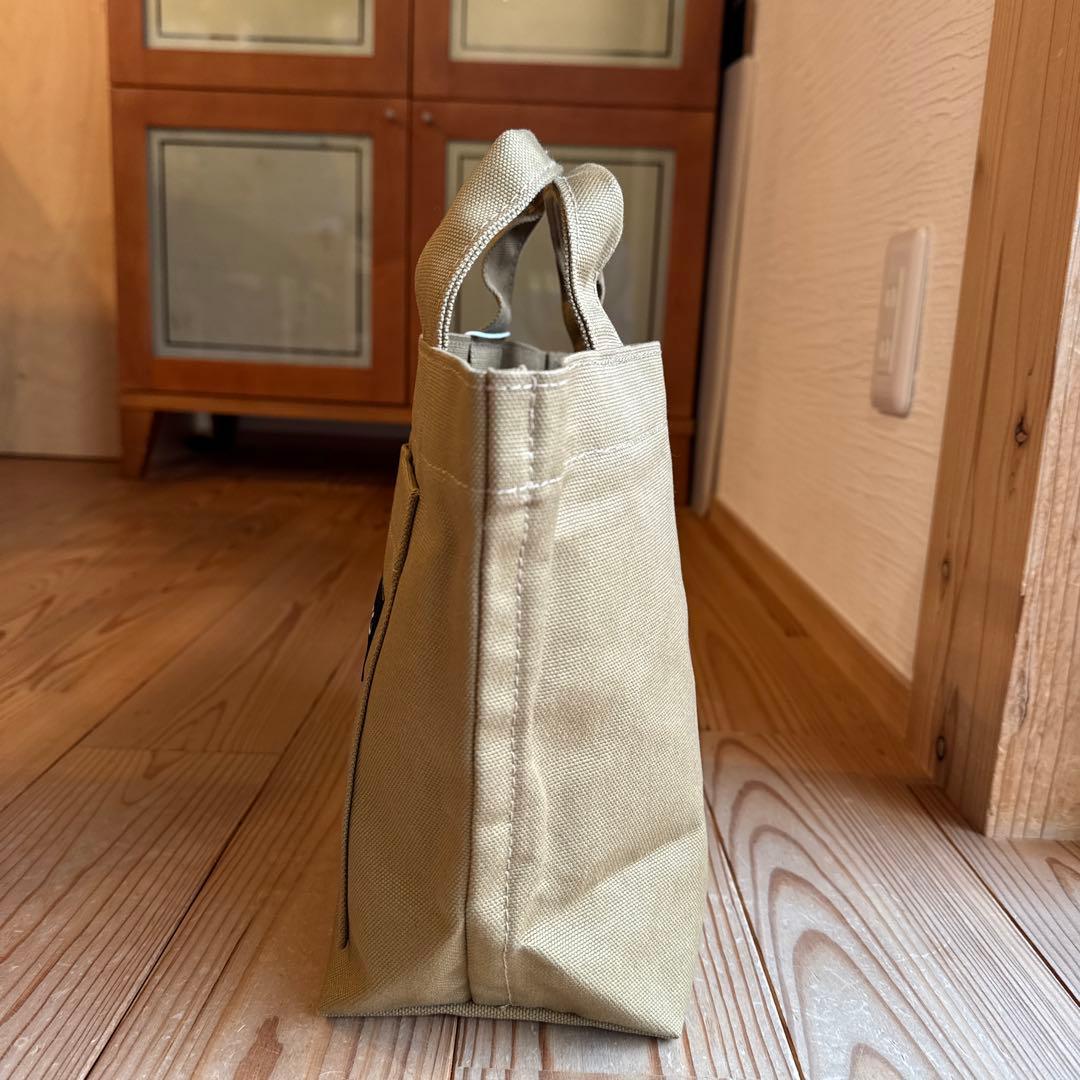 【新品】marimekko Lunchbag Solid ベージュ 日本限定☆