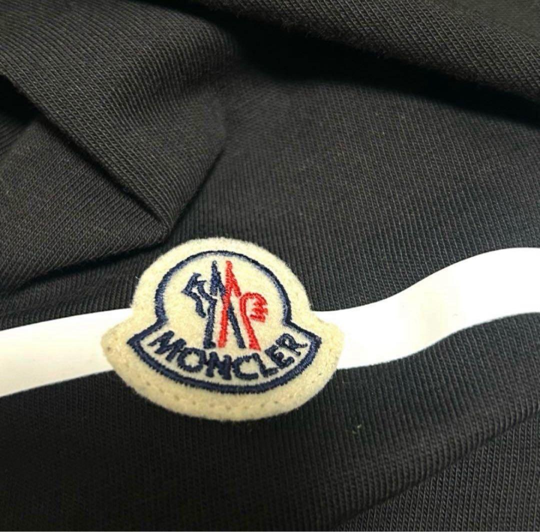 モンクレール　ロングTシャツ　3XL ブラック系 ワッペン ロゴ