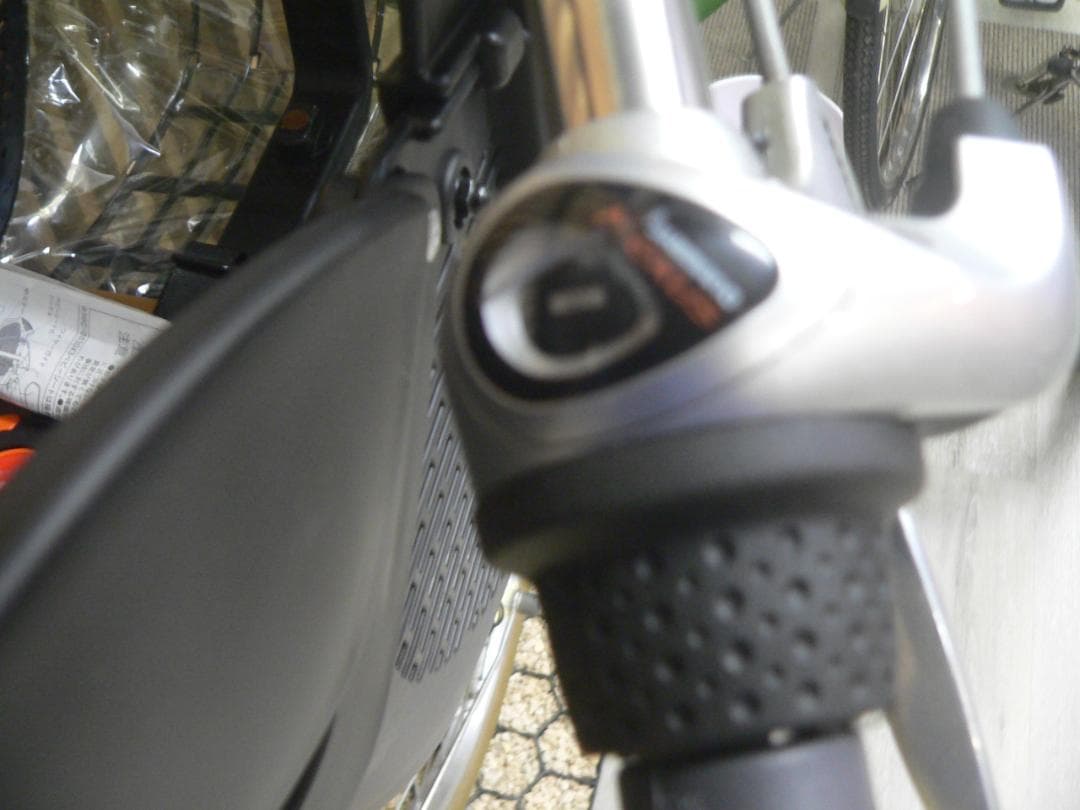 ウエルビサイクル　3人乗り、LEDライト　前輪、後輪20インチ 新車　完成車発送