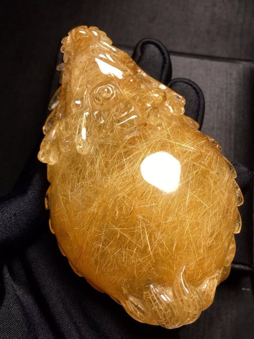 ⭐︎【天然】ゴールド ルチル クオーツ 置物 223g