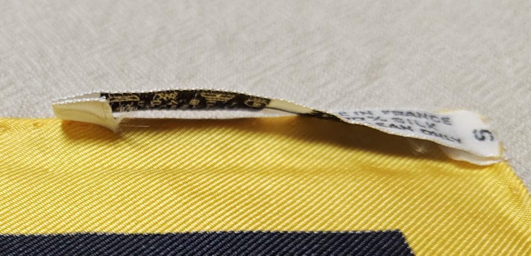 HERMES スカーフ 紋章デザイン