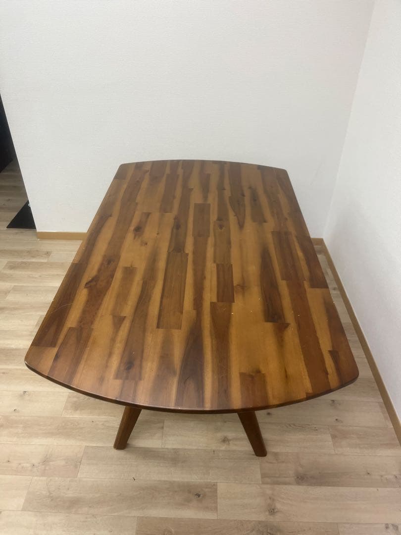 スウェラ　ダイニングテーブル ベンチ　ウニコ　引取