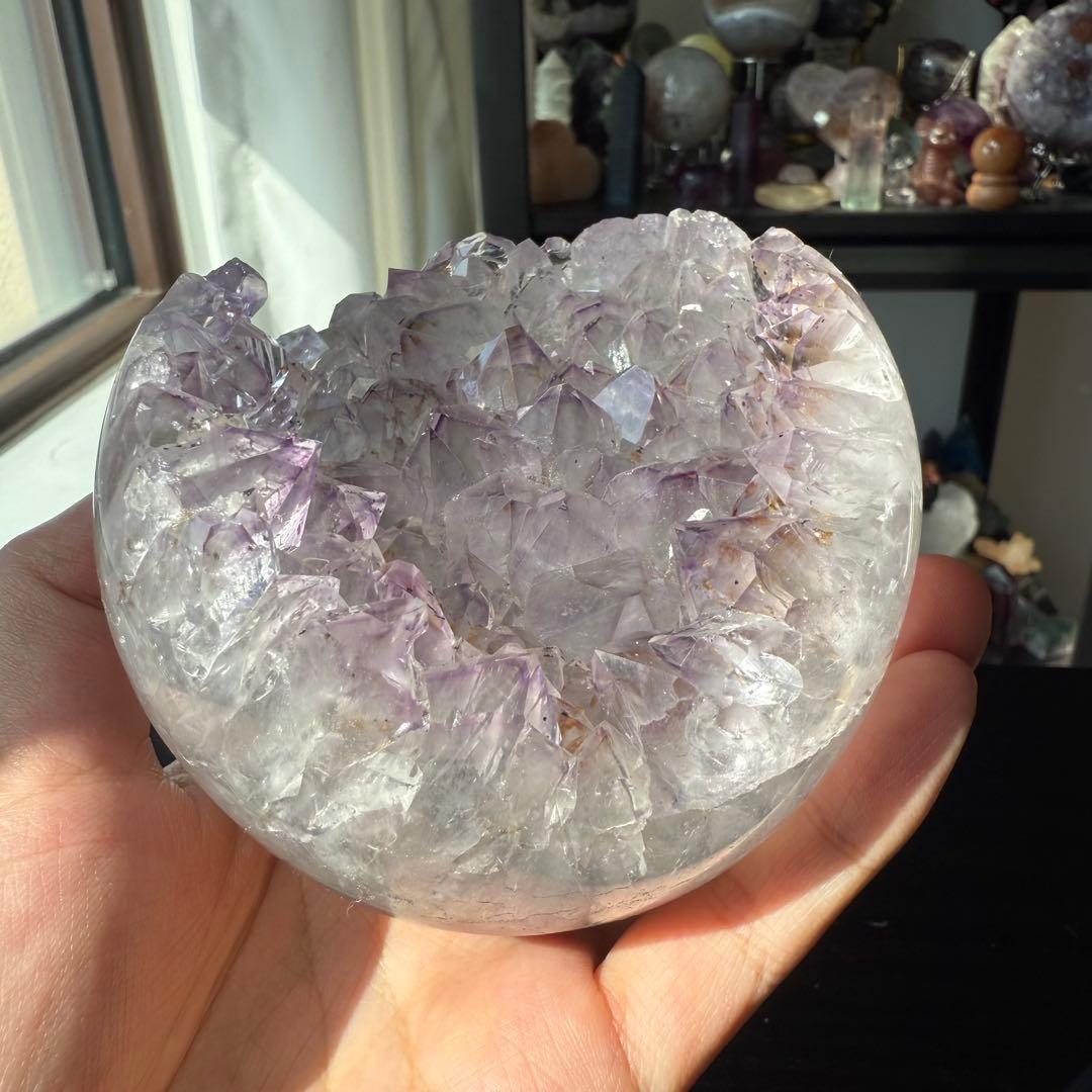 天然石タイチンルチルクォーツ共生アメジストの笑い口　置物　NO.100911