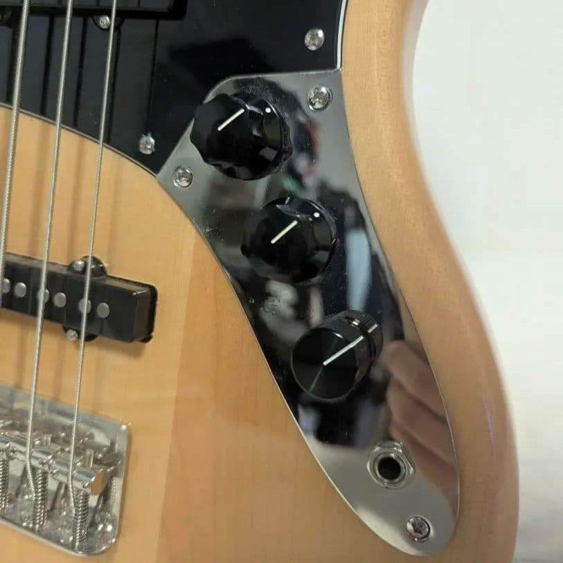 5弦 Squier classic vibe 70's Jazz Bass