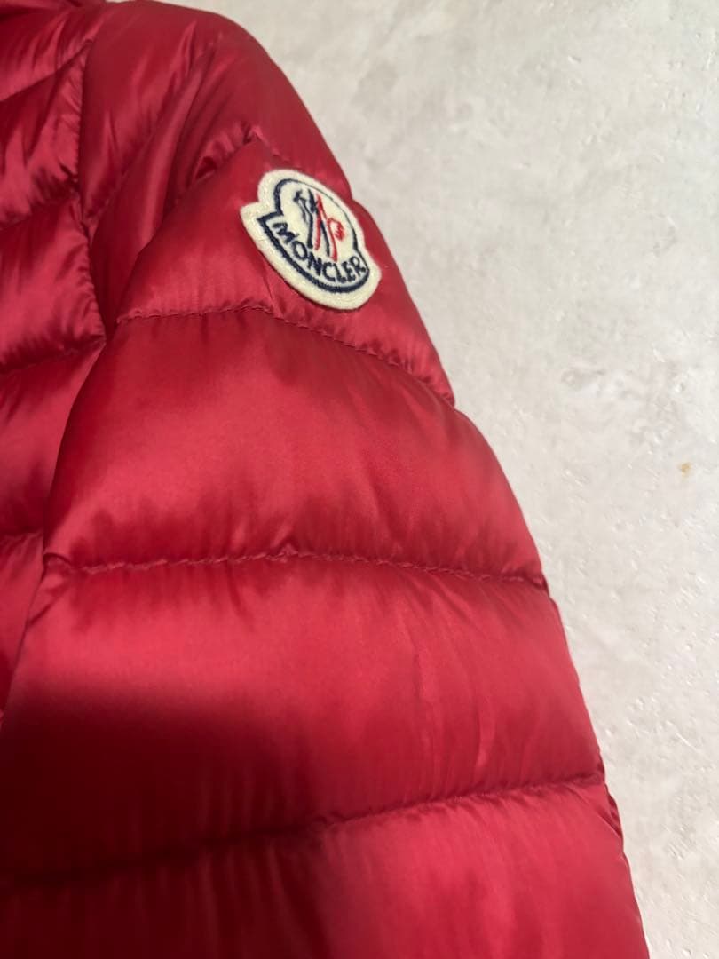 モンクレール　ライトダウン