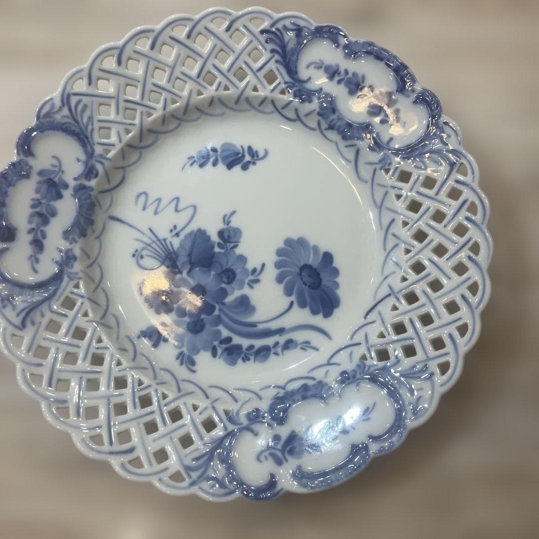  ブルーフルーテッドフルレースプレート24㎝レア