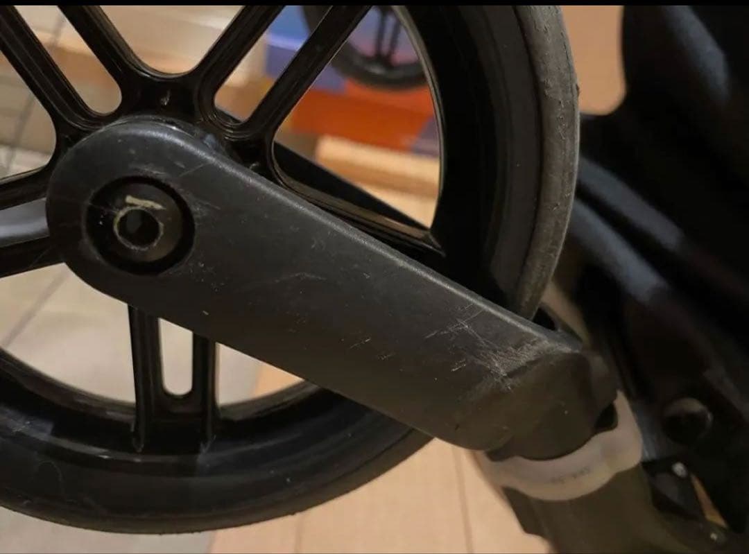 サイベックス　メリオカーボン2023モデル シーシェルベージュ両対面式コンパクト