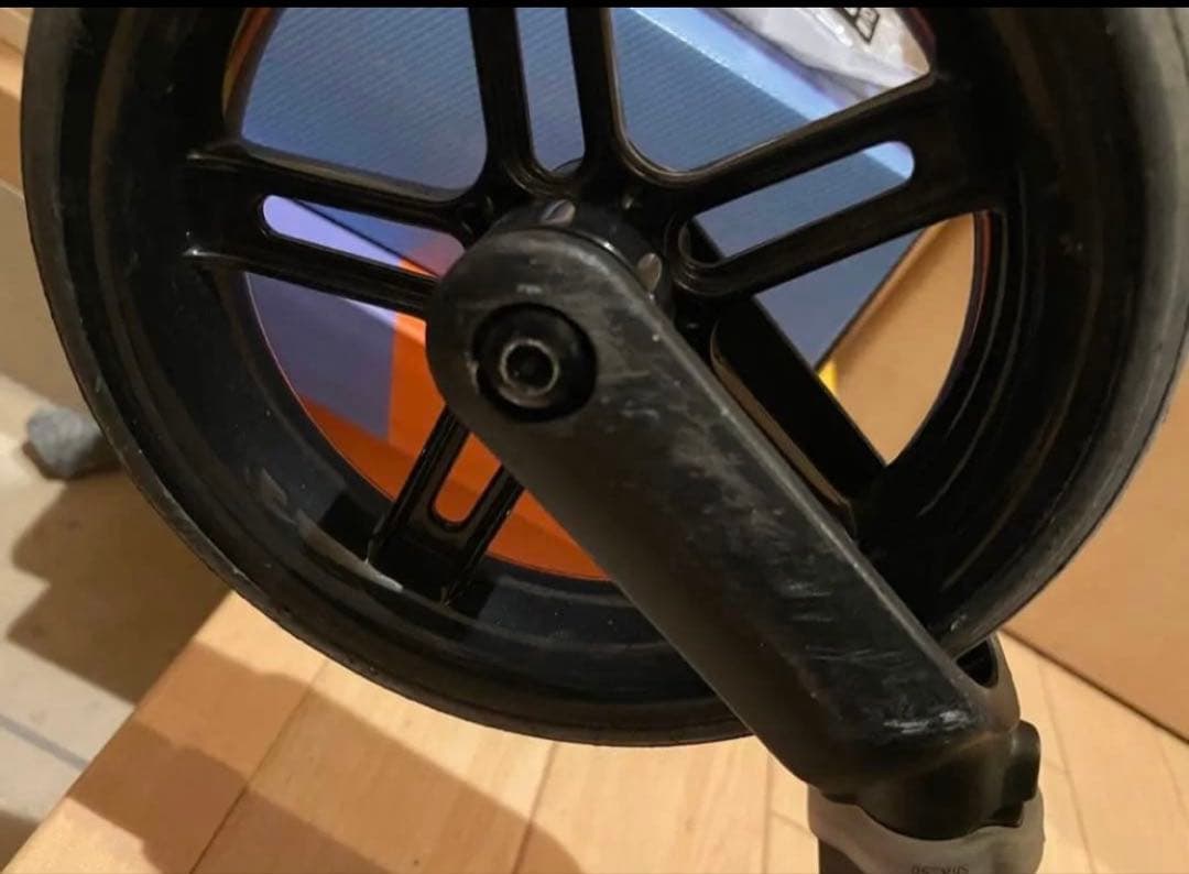 サイベックス　メリオカーボン2023モデル シーシェルベージュ両対面式コンパクト