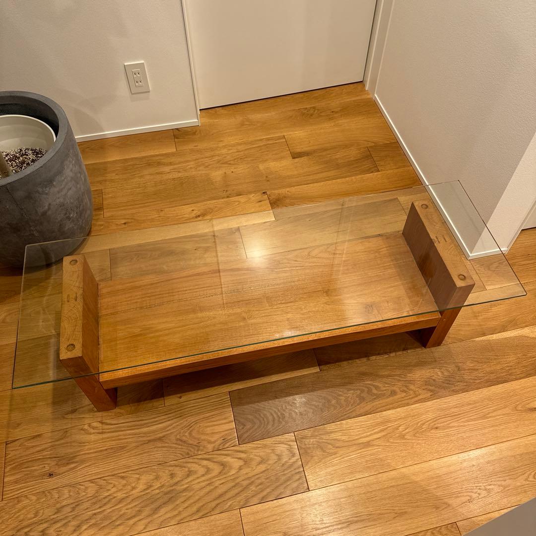 バリューインテリアストア　無垢材ガラステーブル