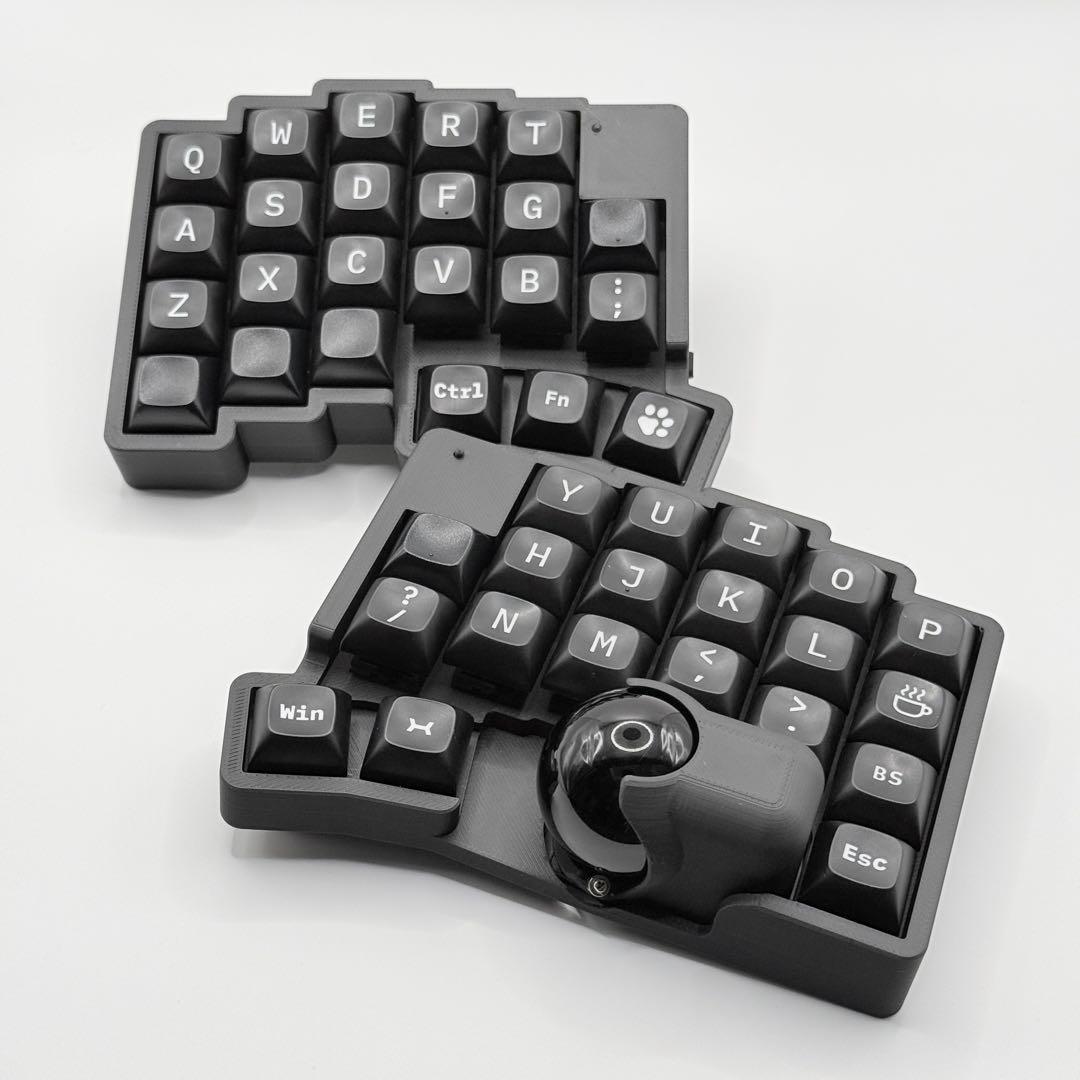 カーマコマ roBa用 本体ケース×トラボケース