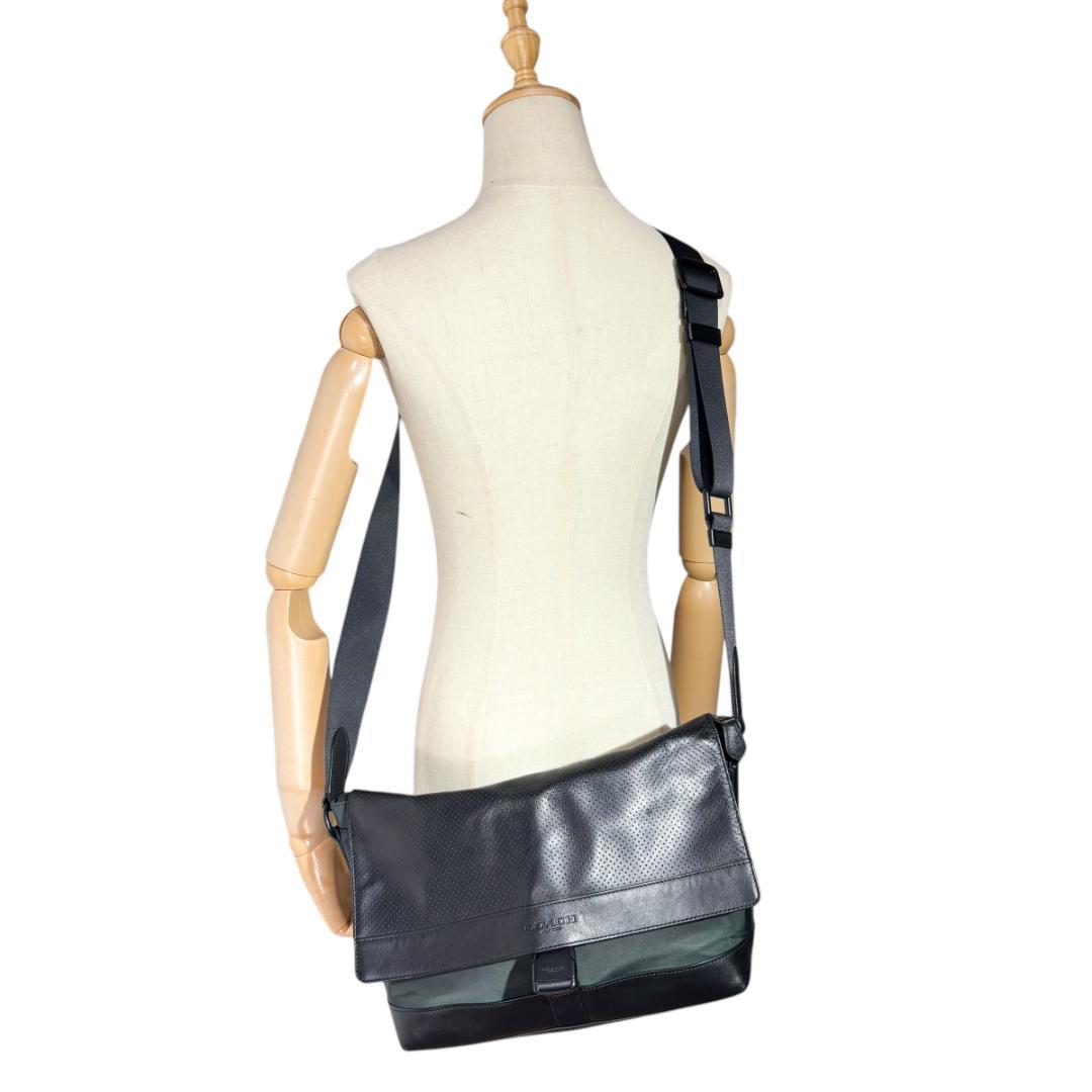 美品✨　コーチ　coach　メッセンジャーバッグ　ショルダーバッグ レザー