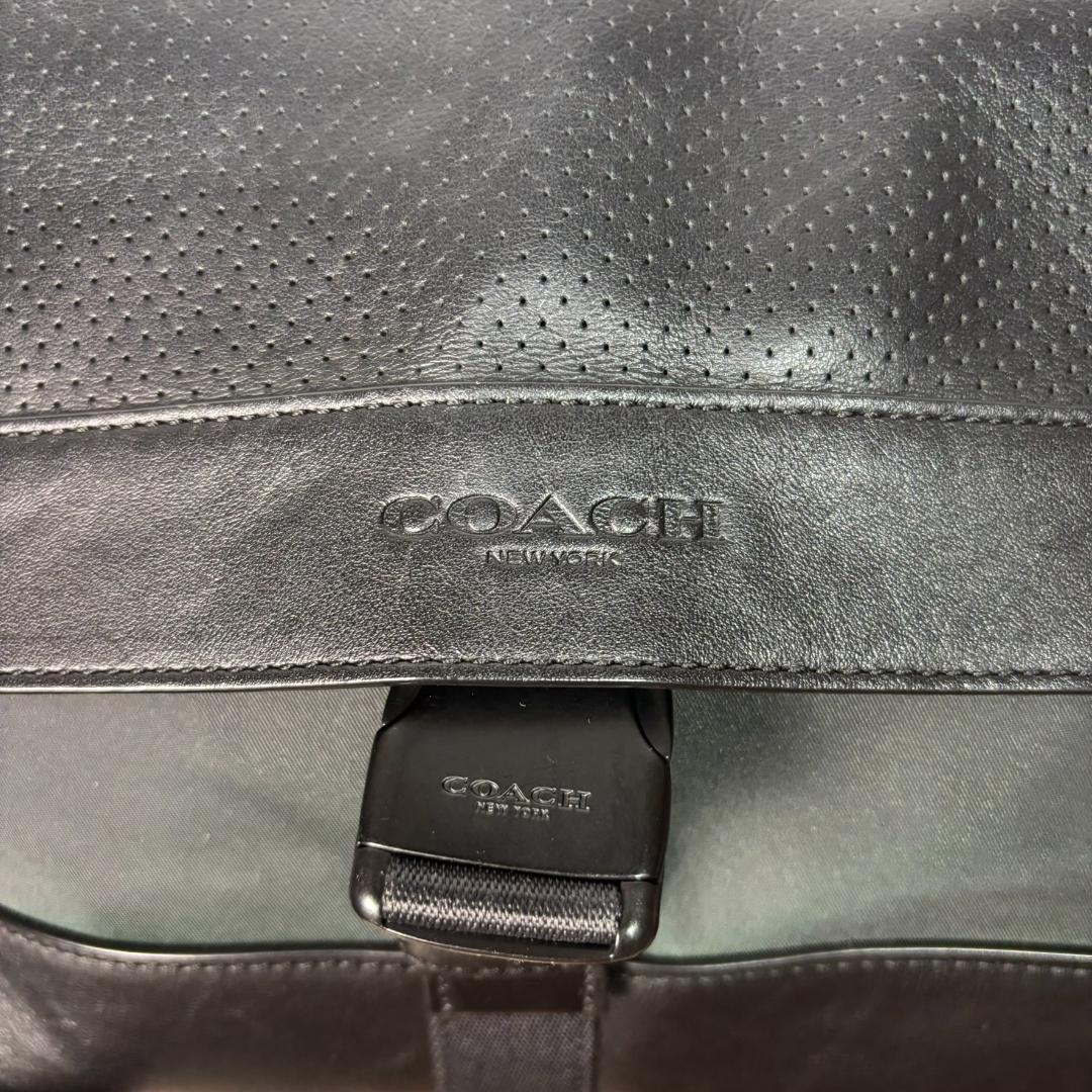 美品✨　コーチ　coach　メッセンジャーバッグ　ショルダーバッグ レザー