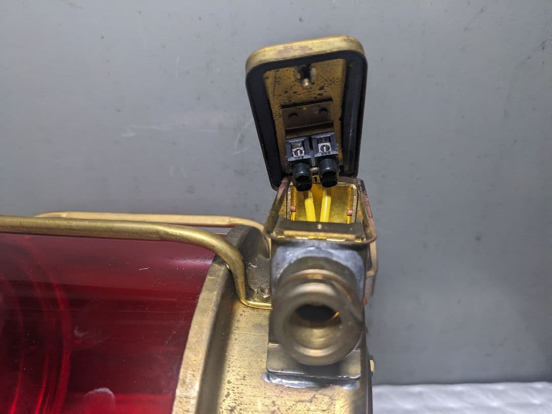 船尾燈　マリンランプ　船舶用照明　日本船燈株式会社　製造年昭和55年5月