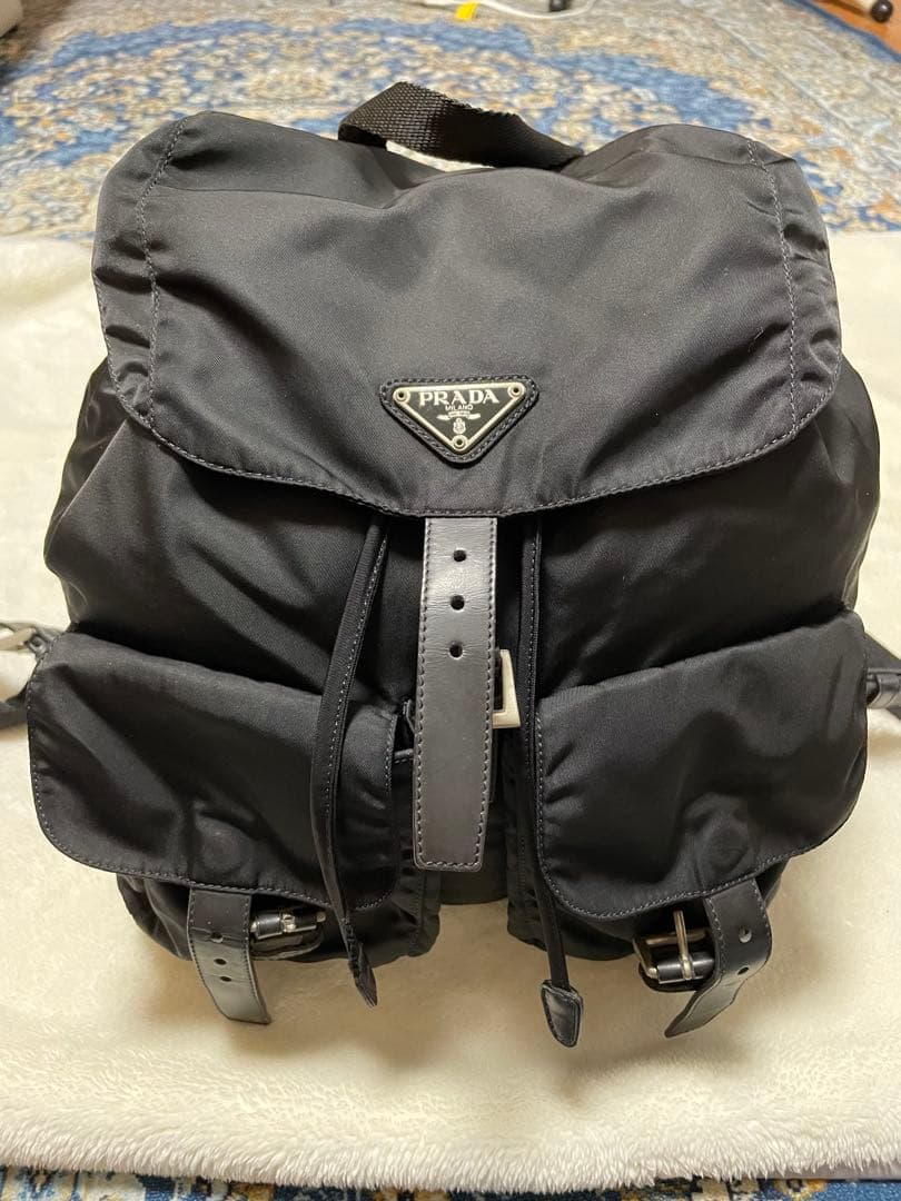 プラダ ナイロンリュックサック（イタリア直営店購入）