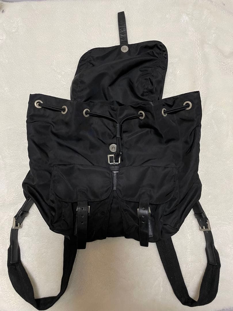 プラダ ナイロンリュックサック（イタリア直営店購入）