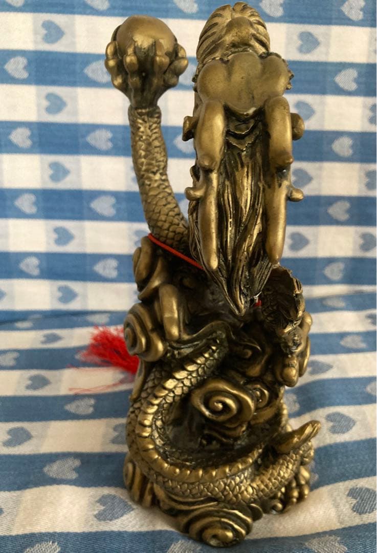 風水 開運 玉を捧げる龍 金属製 迫力ある重量感 財力強運を引き寄せる置物