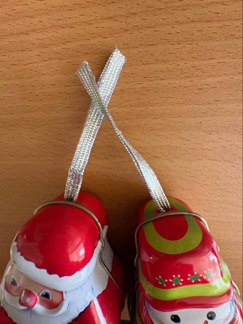 クリスマスツリー　木製　組み立て式　サンタさんとスノーマンのオーナメント付き