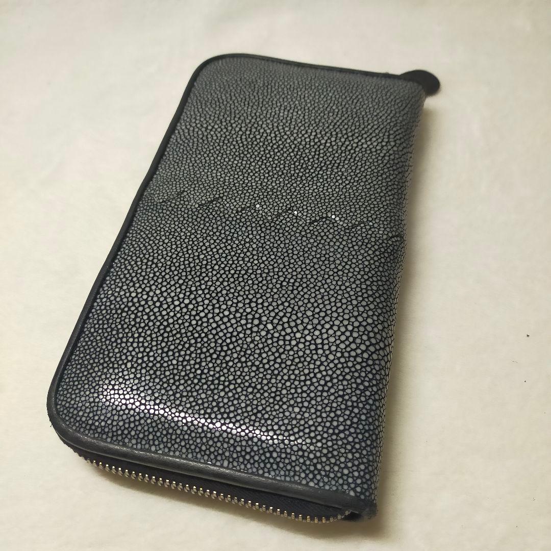 希少 ボッテガヴェネタ スティングレイ エイ革 ラウンドファスナー 黒