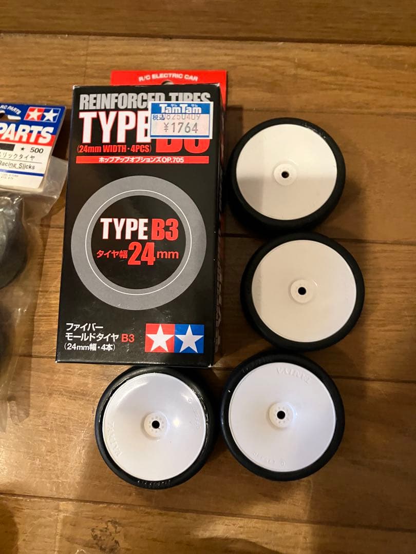 タミヤ他　タイヤホイール他パーツ多数