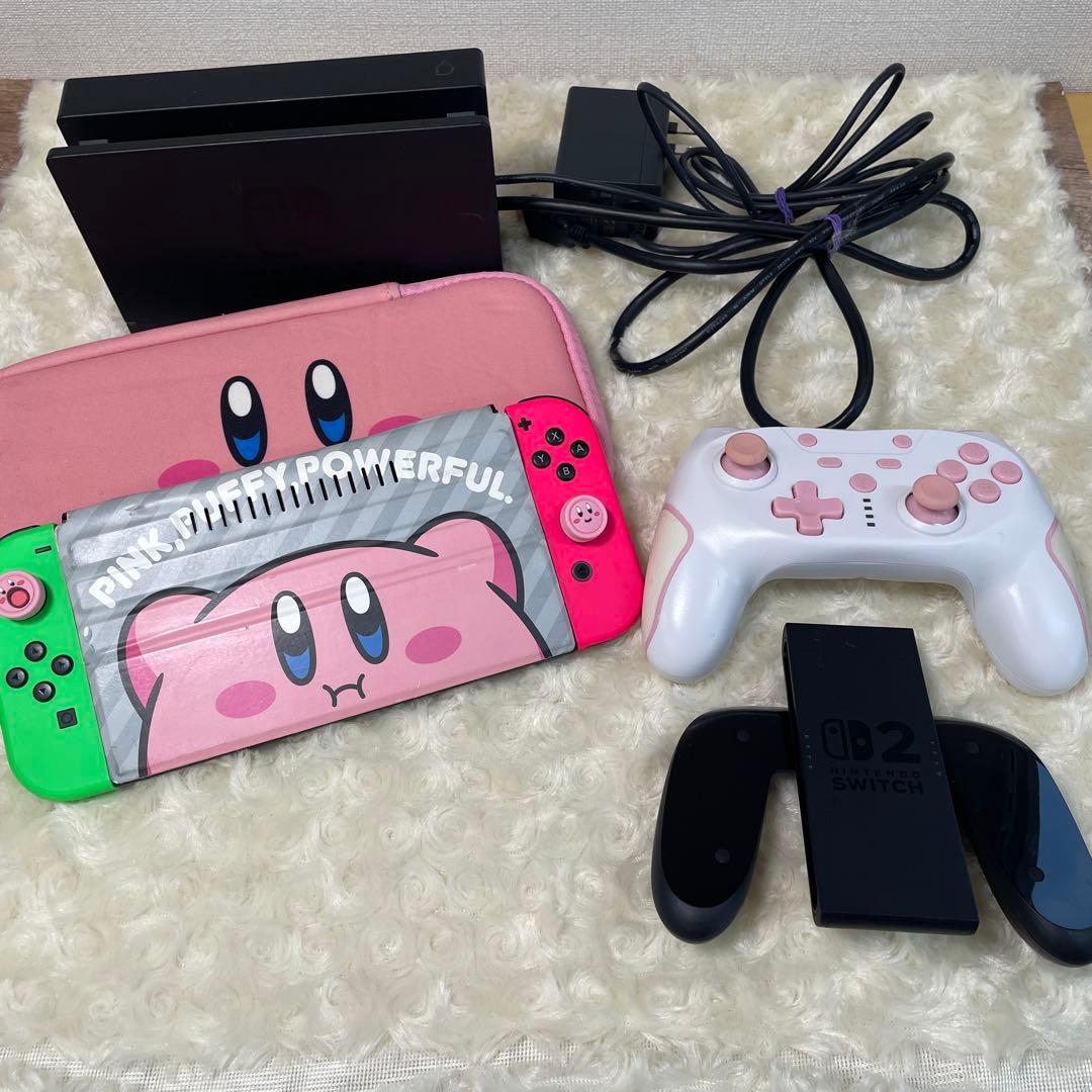 Nintendo Switch本体　星のカービィーケース付き