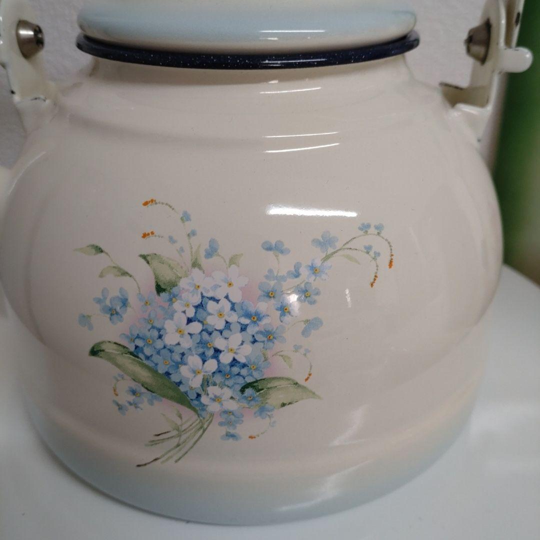 イマン　クラリス　ケルト　やかん