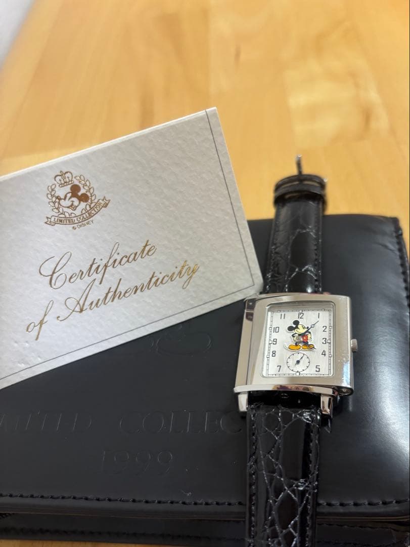 希少　アルバ　ミッキーマウス腕時計