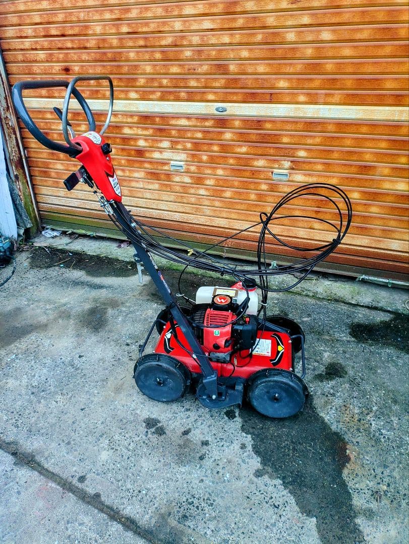 丸山製作所　速刈り君KJ−30　自走式草刈り機