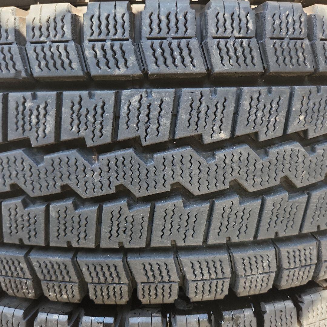 205/85R16　117/115 スタッドレス 6本セット　19年製
