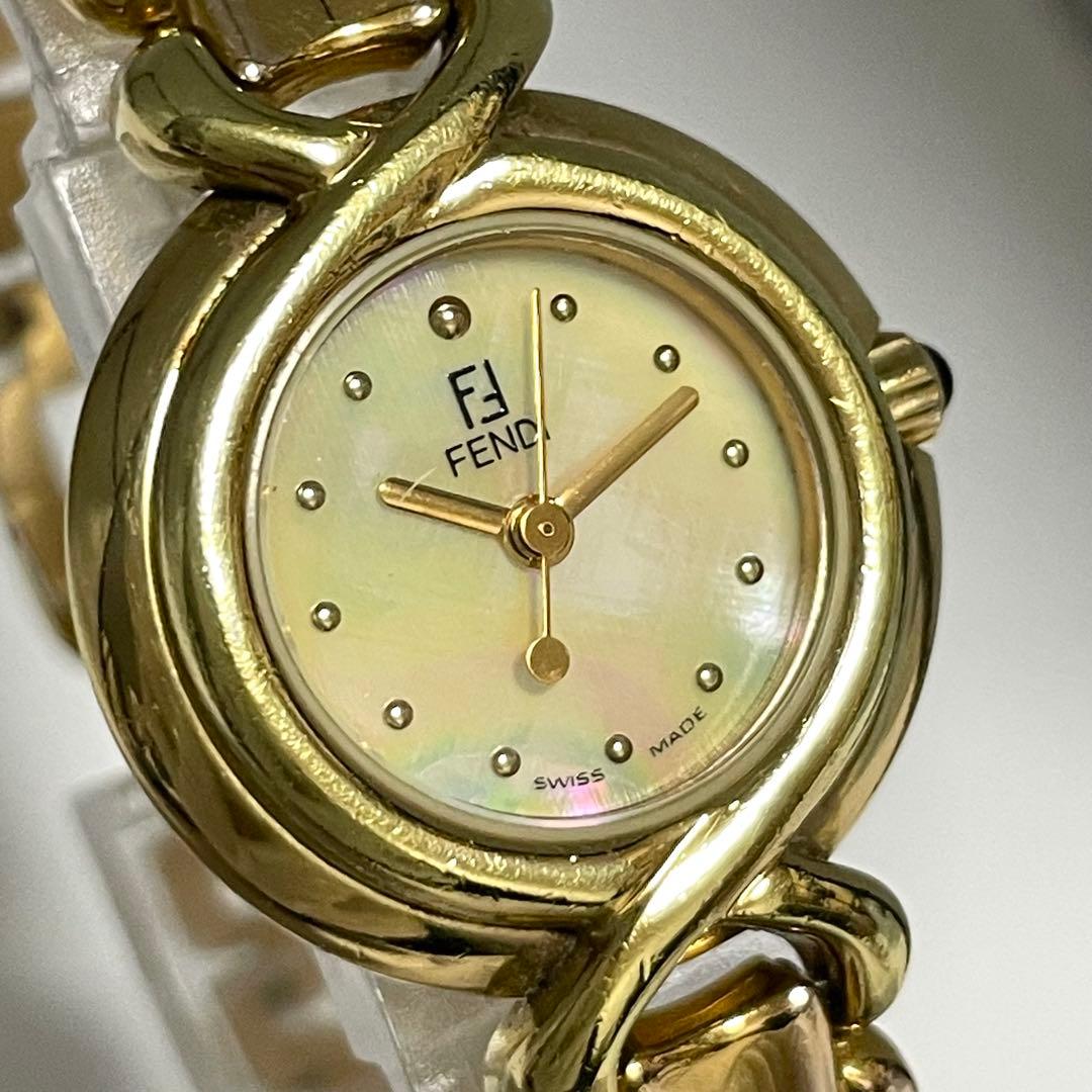 【稼働/新品電池】フェンディ　シェル文字盤　腕時計　ゴールドウォッチ　レディース