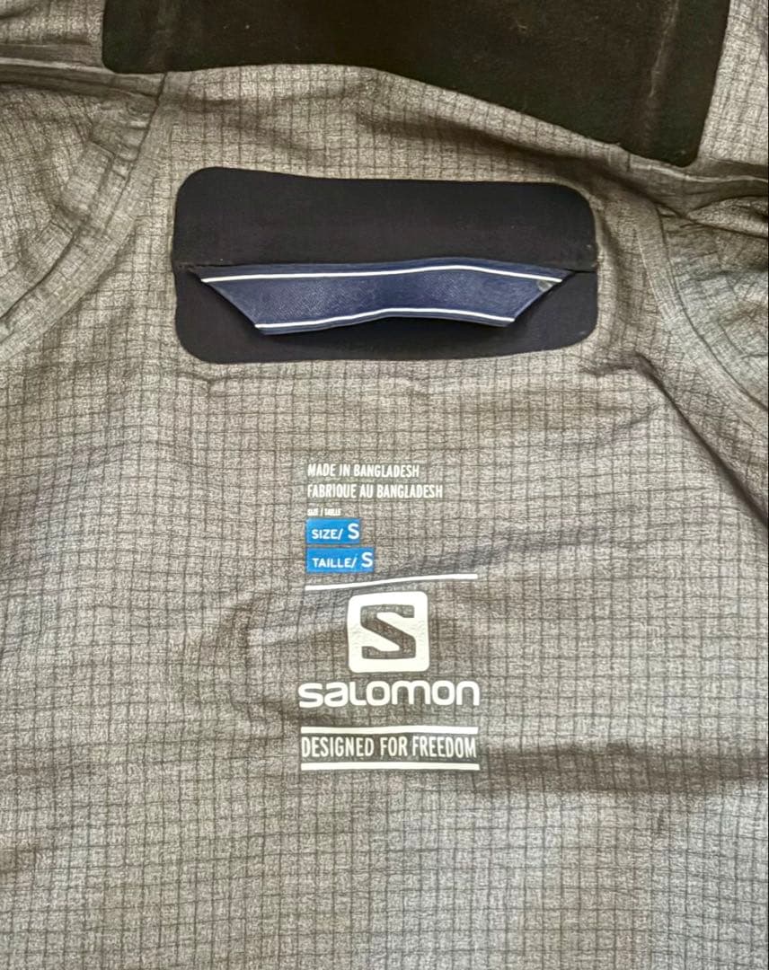 新品SALOMONスキーウェア上下