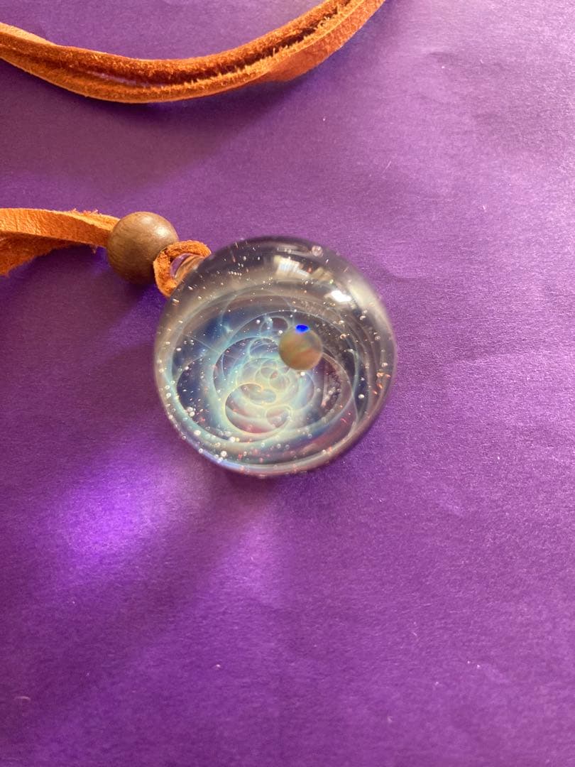 【正規品】宇宙ガラス ペンダント mini +α ブラックオパール