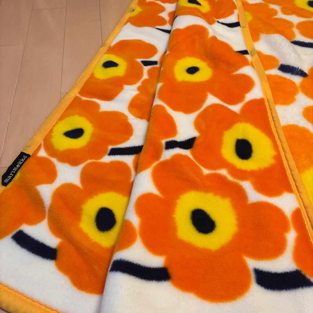 マリメッコ　シングル毛布　西川　ウニッコ　柄　オレンジ