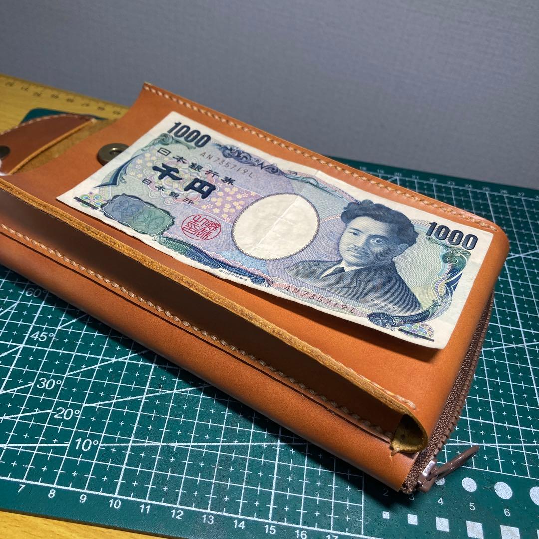 ハンドメイド　レザー スマホ入れ付き財布 キャメル