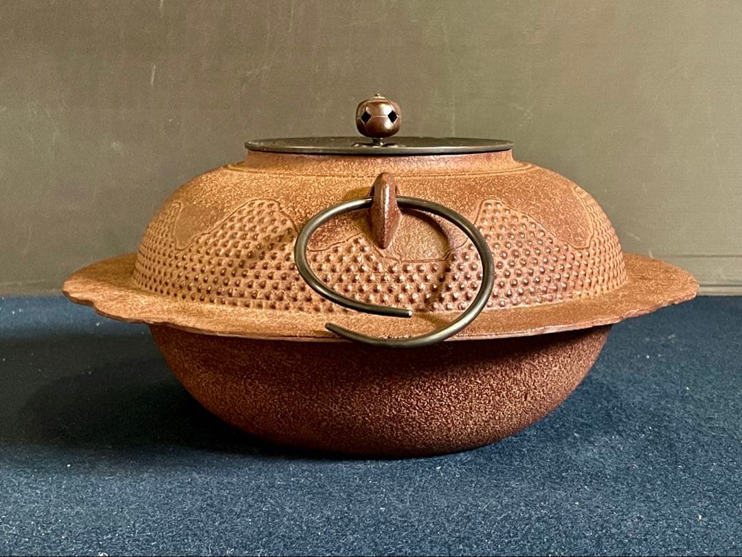 割引❣️【未使用 美品】「母」遠山霰地紋 透木釜 浄清 釜鐶 透木 (18F①)