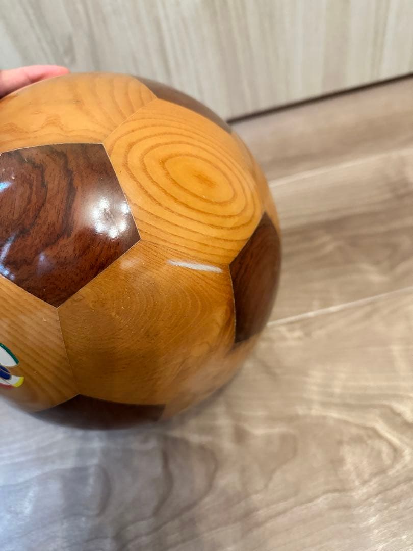 希少FIFA2002年日韓ワールドカップ木製サッカーボールmolten/5号